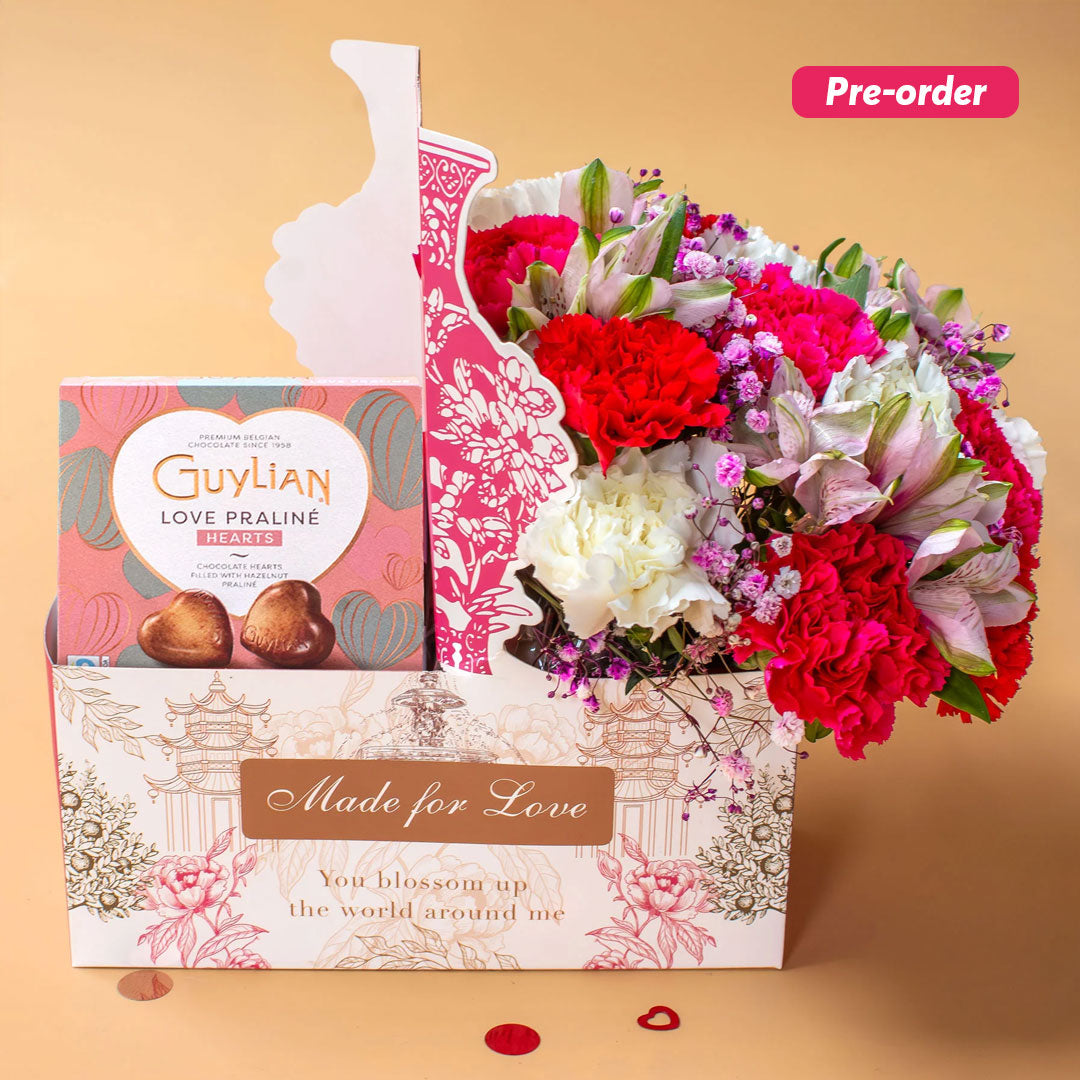 Amor Roses Box Arrangment (Available on pre-order)