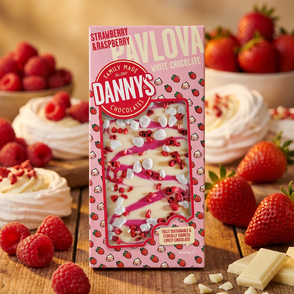 Danny’s – Strawberry & Raspberry Pavlova White Chocolate Bar (80g)