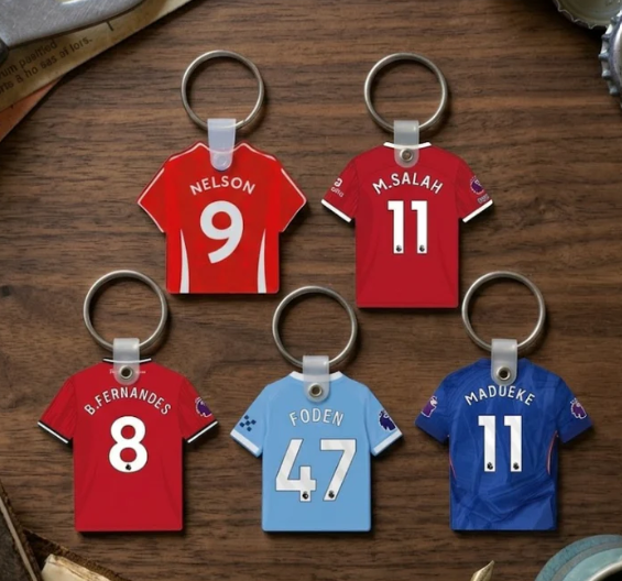 Personalised Soccer Jersey Key Holder – Custom Name & Number Key Accessory 5.5 cm